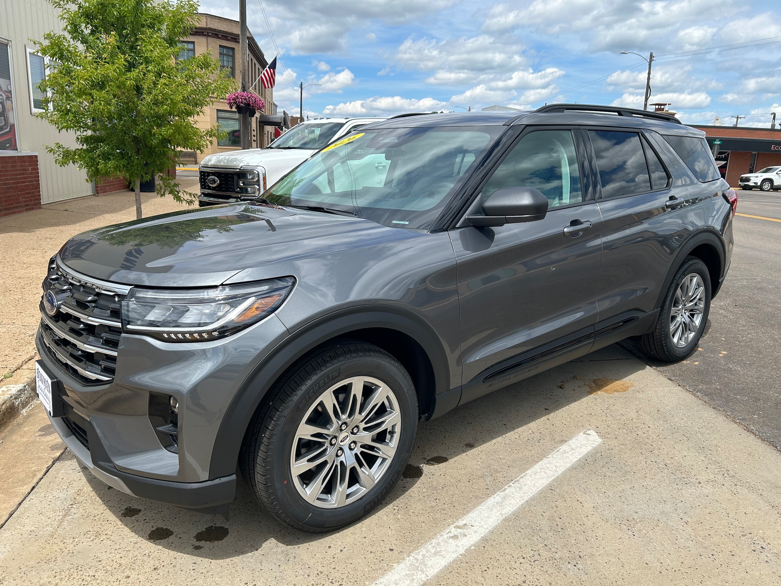 2026 Ford Explorer Active 4WD's photo