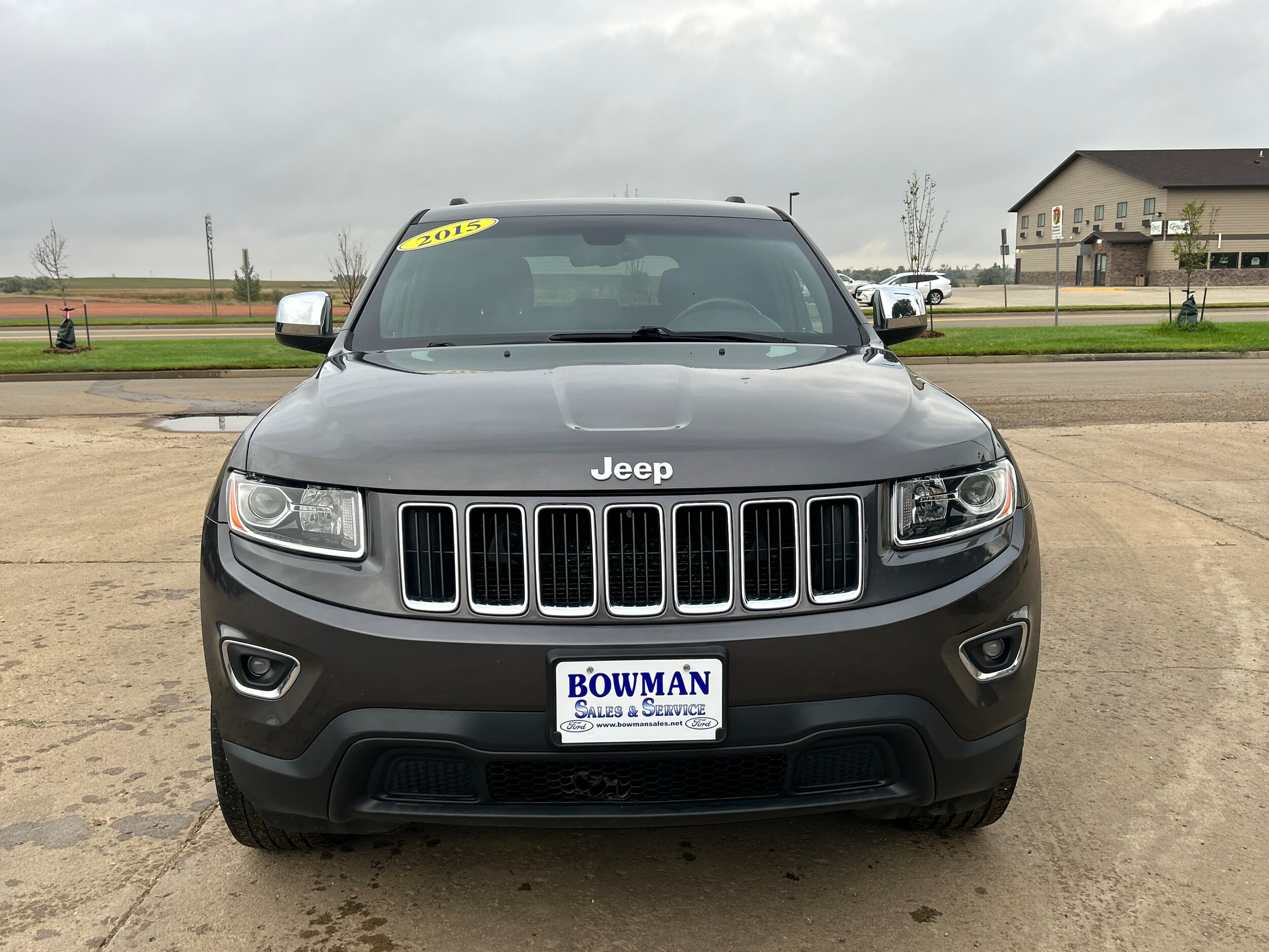 2015 Jeep Grand Cherokee Laredo photo 2