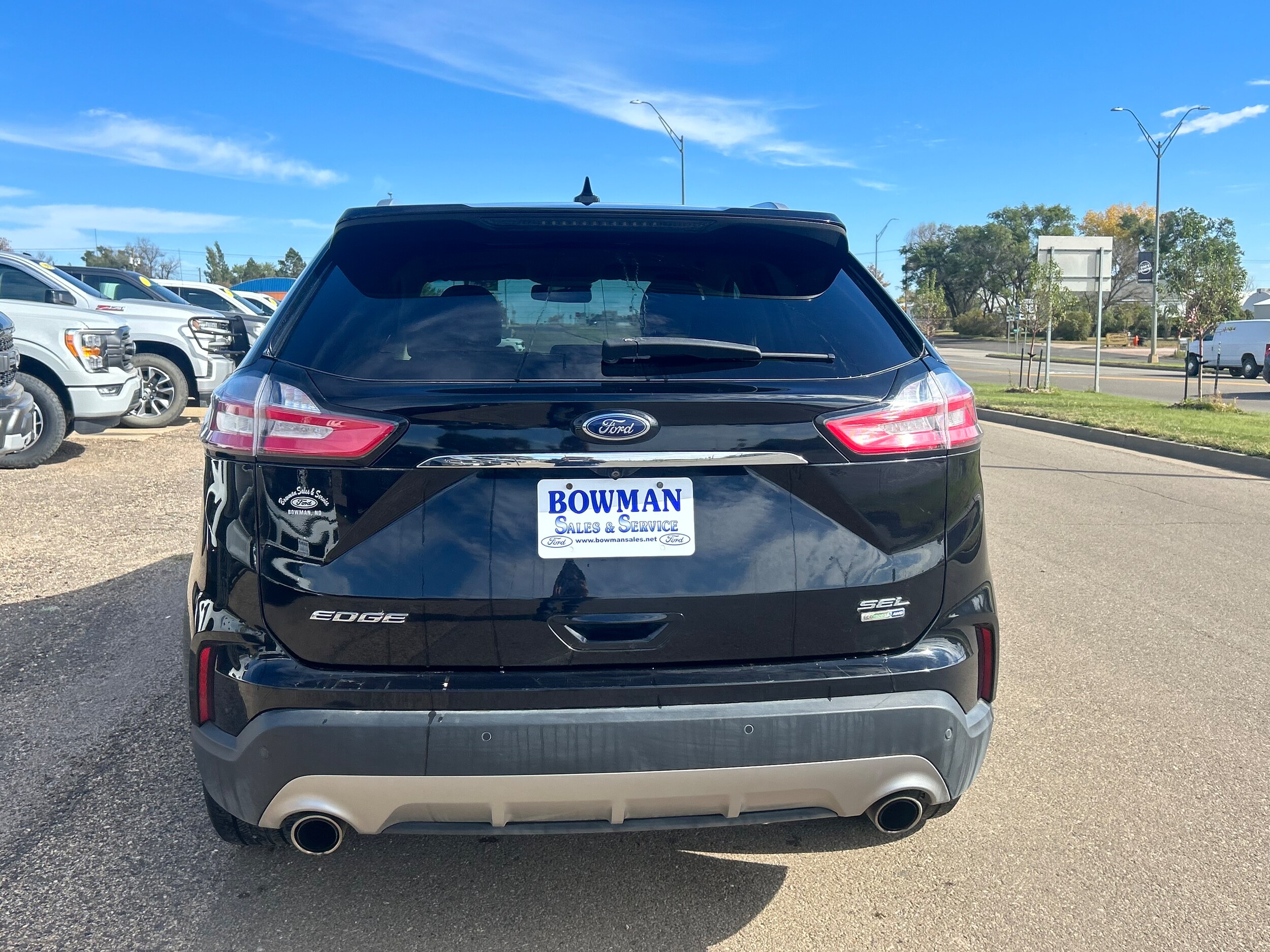 2019 Ford Edge SEL photo 3