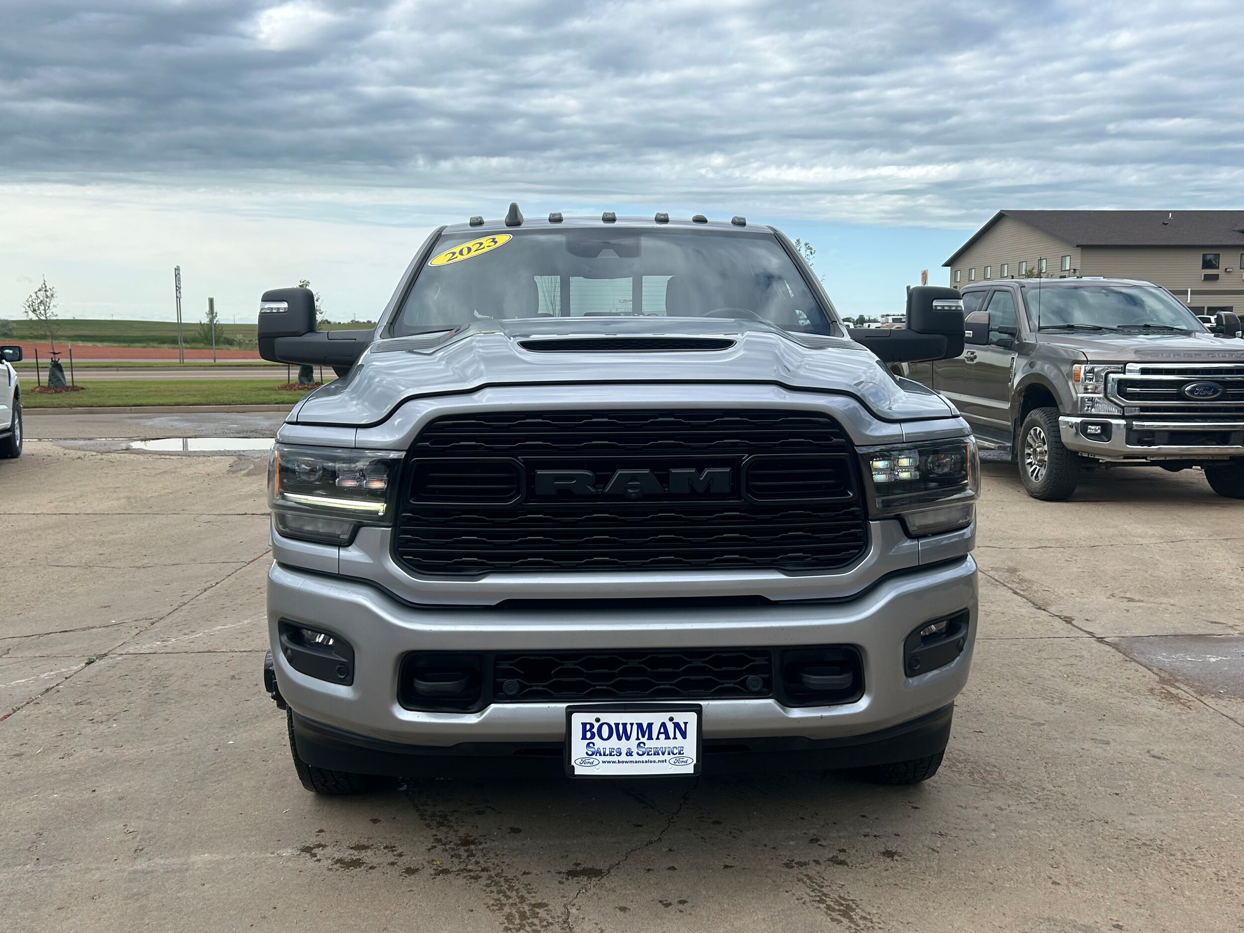 2023 Ram 3500 Limited photo 2