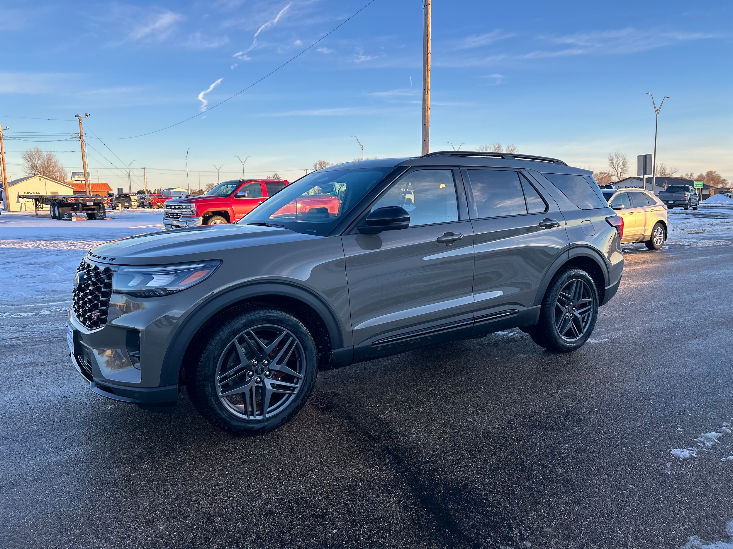 2026 Ford Explorer ST's photo