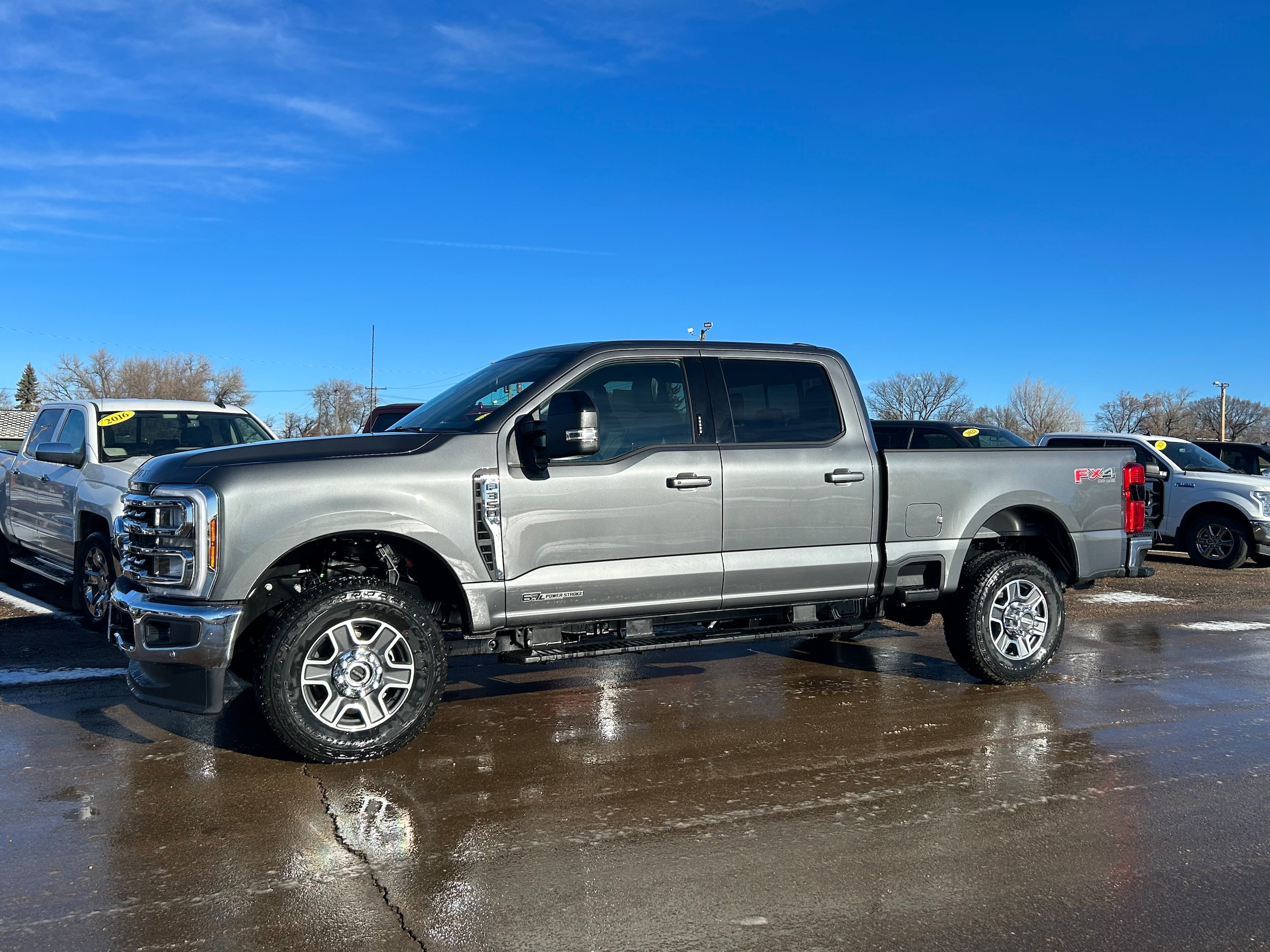 2026 Ford F-350 Super Duty Lariat's photo