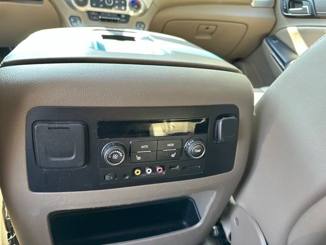 2015 GMC Yukon XL SLT - Photo 26