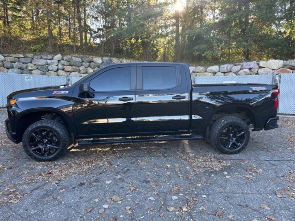 Used 2021 Chevrolet Silverado 1500 Custom Trail Boss Truck Crew Cab