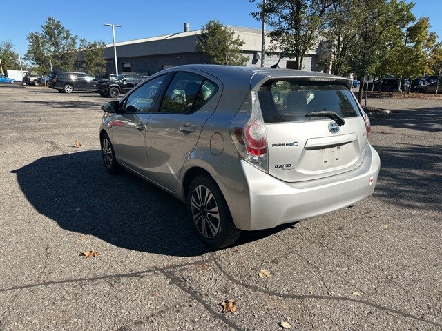 2014 Toyota Prius C One photo 4