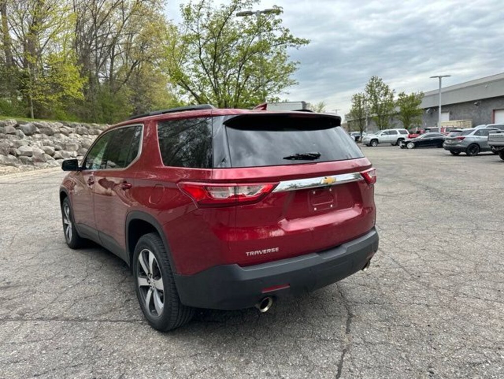 Used 2020 Chevrolet Traverse LT Leather SUV