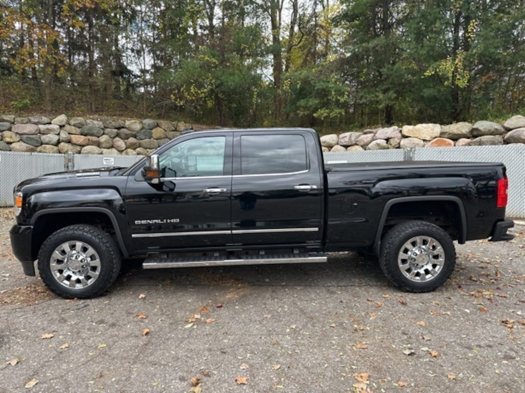Certified 2018 GMC Sierra 2500HD Denali Truck Crew Cab