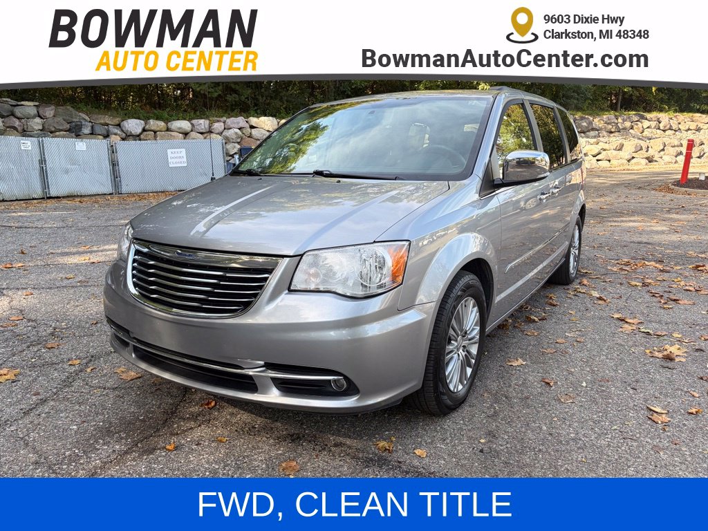 Used 2016 Chrysler Town & Country Touring-L Van LWB Passenger Van