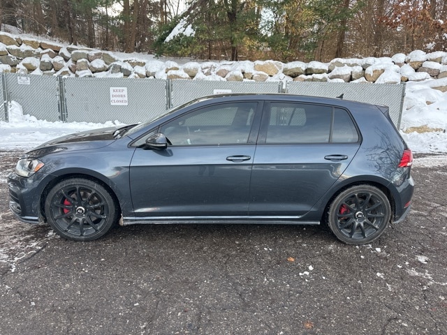 2018 Volkswagen Golf GTI S's photo