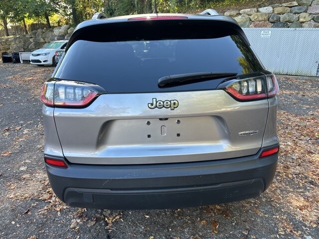 2021 Jeep Cherokee Latitude photo 4