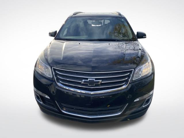 2016 Chevrolet Traverse 1LT photo 2
