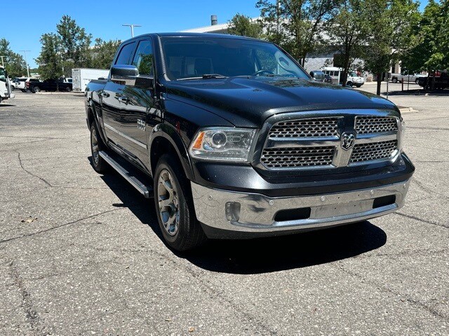 2016 Ram 1500 Laramie photo 3