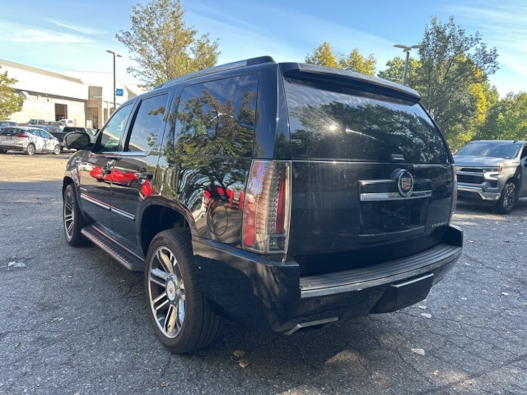 Used 2013 CADILLAC Escalade Premium SUV