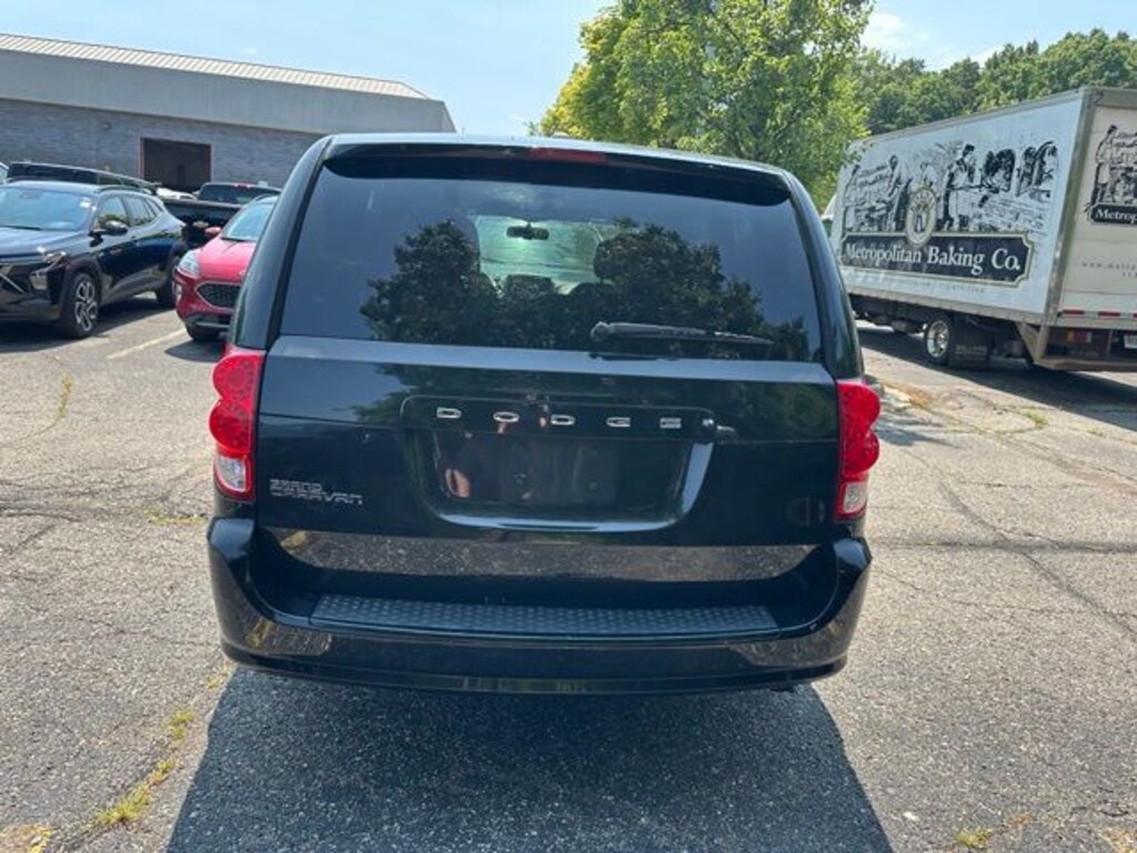 Used 2015 Dodge Grand Caravan SXT Van