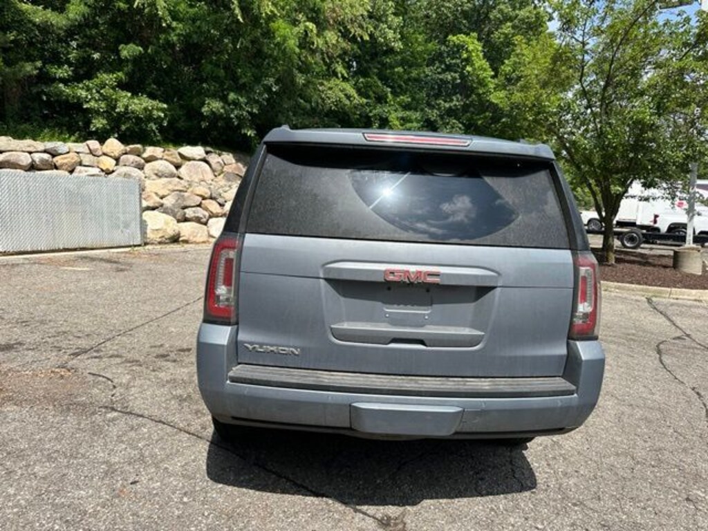 Used 2016 GMC Yukon SLT SUV