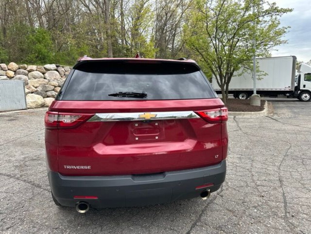 Used 2020 Chevrolet Traverse LT Leather SUV