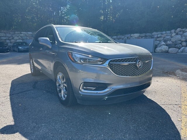 2020 Buick Enclave Avenir photo 2