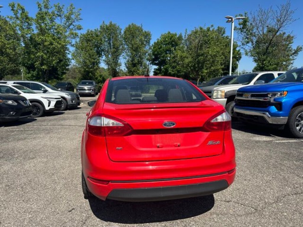 Used 2015 Ford Fiesta SE Sedan