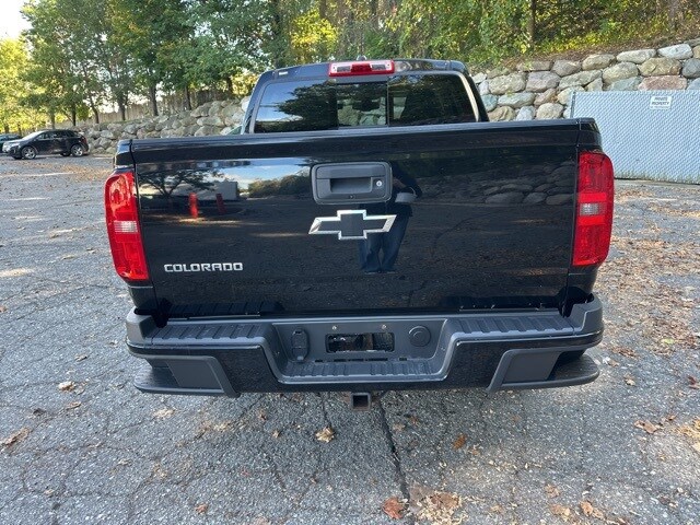 2016 Chevrolet Colorado Z71 photo 3