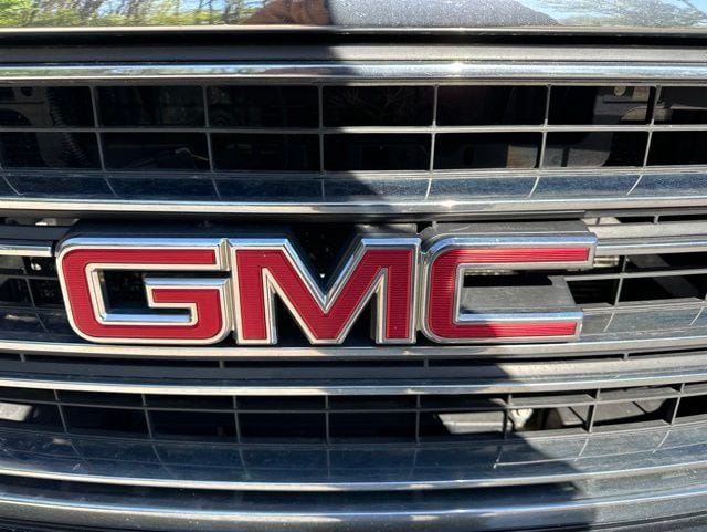 2015 GMC Yukon XL SLT - Photo 9
