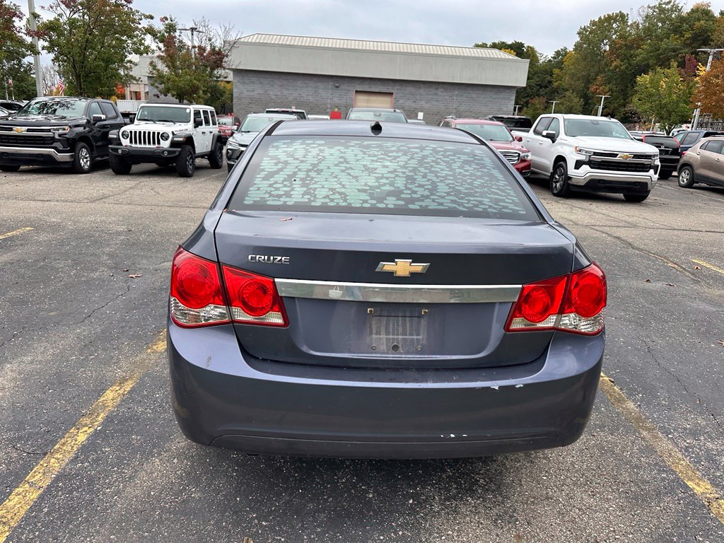 Used 2013 Chevrolet Cruze LS Auto Sedan