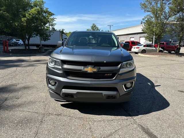 2016 Chevrolet Colorado Z71 photo 2