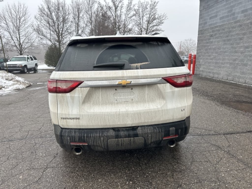 Certified 2020 Chevrolet Traverse LT Cloth w/1LT SUV