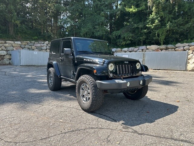 2014 Jeep Wrangler Rubicon photo 2
