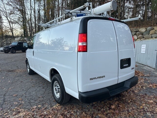 2023 Gmc Savana 2500 Cargo photo 3