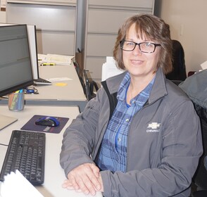 Staff member Amy Russell from ID_fd3c3f46d3b6