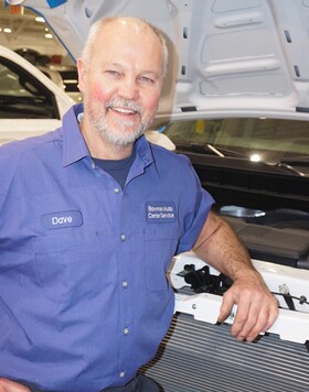 Staff member Dave Wright from ID_fd3c3f46d3b6