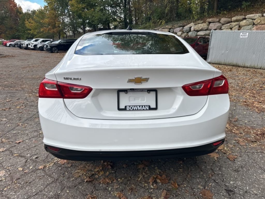 Used 2023 Chevrolet Malibu LS w/1FL Sedan