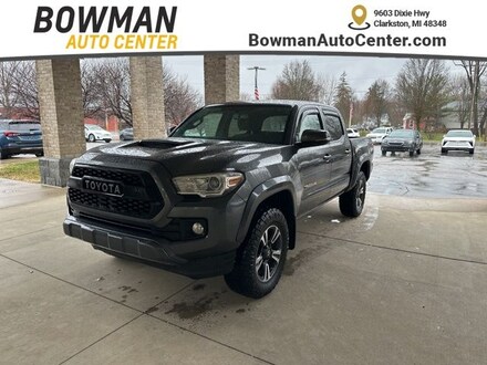 2017 Toyota Tacoma SR5 V6 Truck Double Cab
