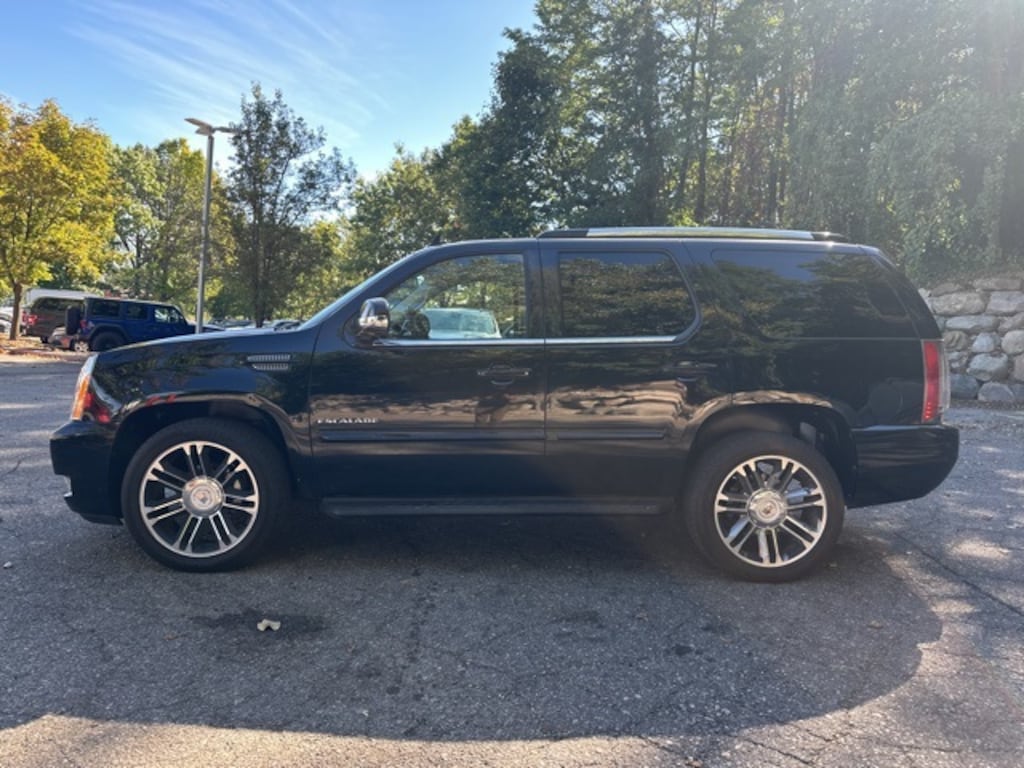 Used 2013 CADILLAC Escalade Premium SUV