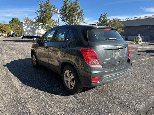2020 Chevrolet Trax LS photo 4