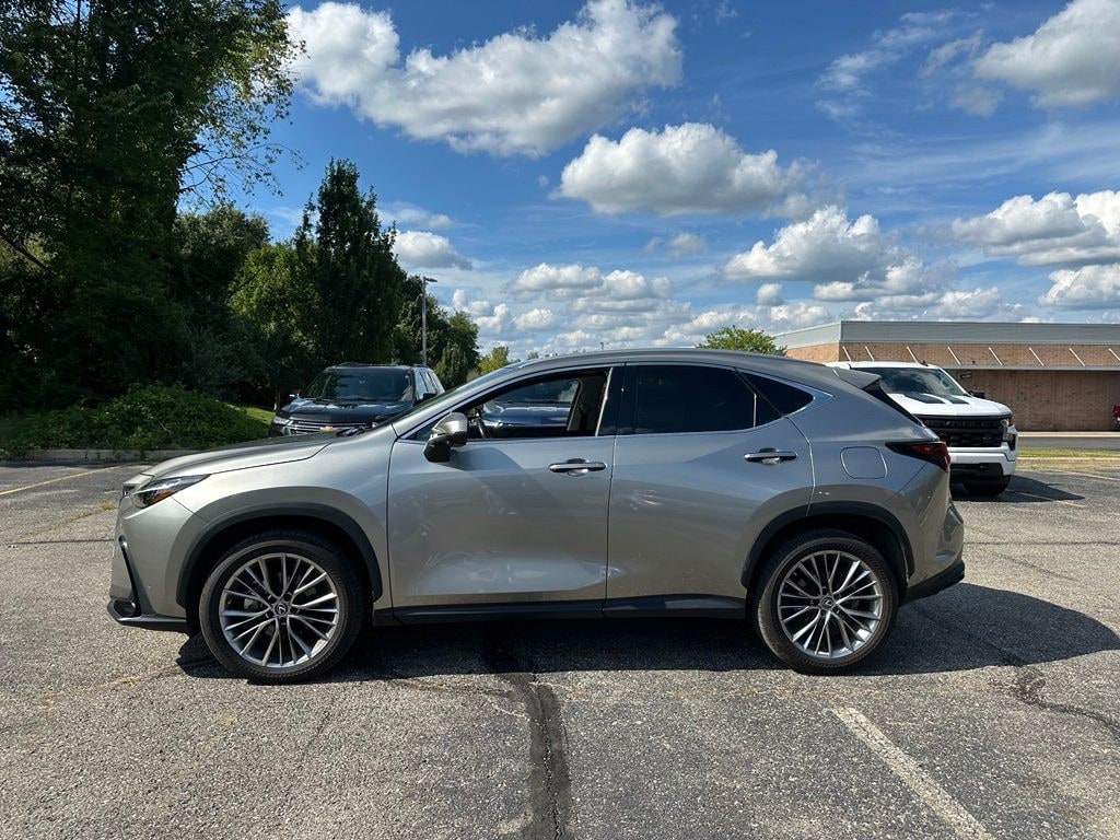 Used 2022 Lexus NX 350h Luxury SUV