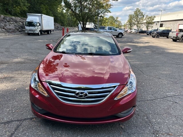 2014 Hyundai Sonata Limited photo 2