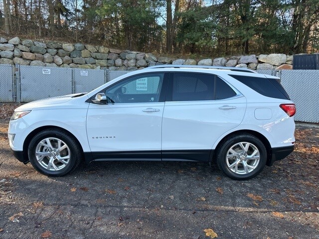 2020 Chevrolet Equinox Premier photo 2