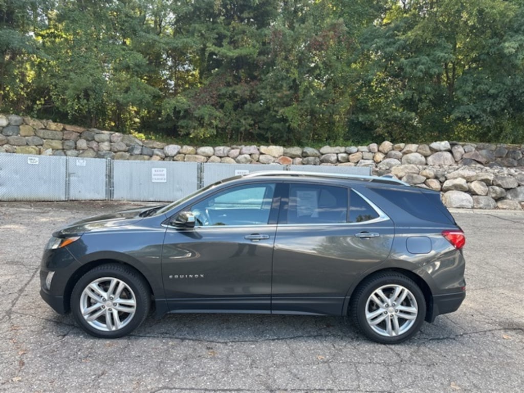 Used 2018 Chevrolet Equinox Premier w/2LZ SUV