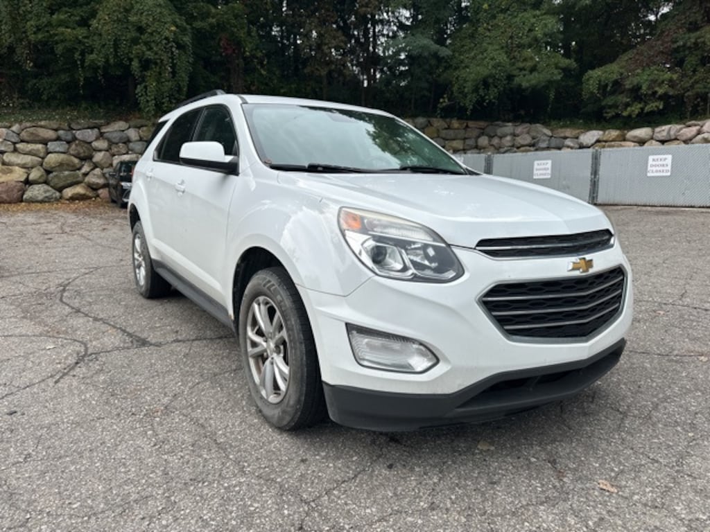 Used 2017 Chevrolet Equinox LT SUV