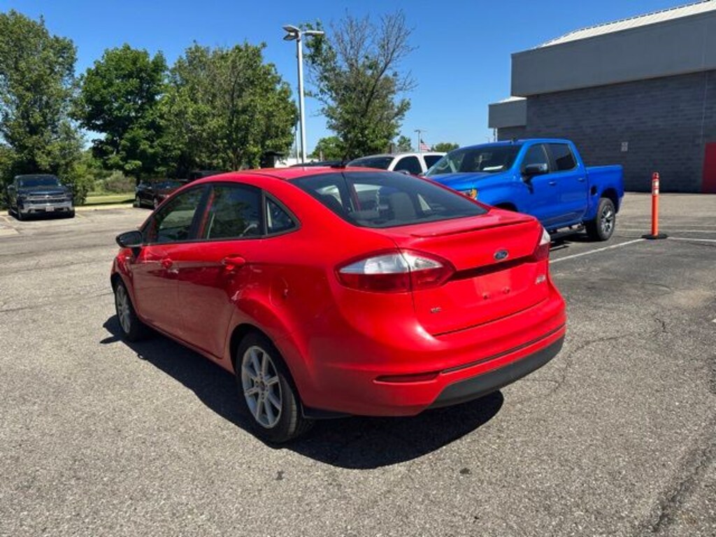 Used 2015 Ford Fiesta SE Sedan