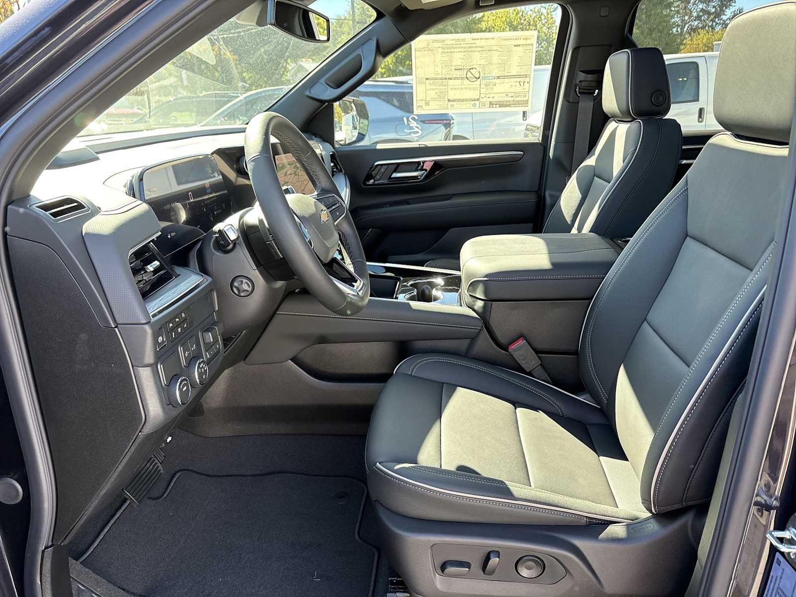 2027 Chevrolet Tahoe Premier - Photo 20