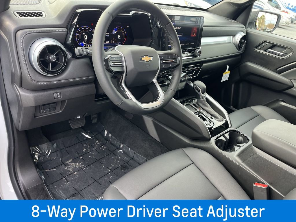 2024 Chevrolet Colorado LT - Photo 12