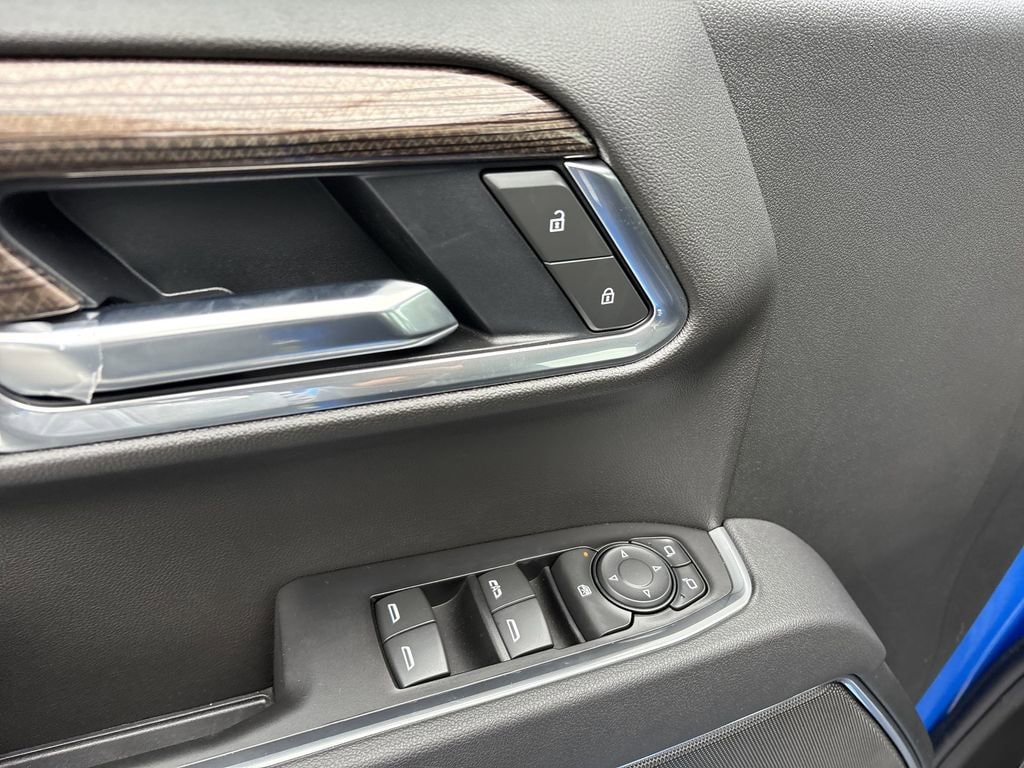 2025 Chevrolet Silverado 1500 LT - Photo 25