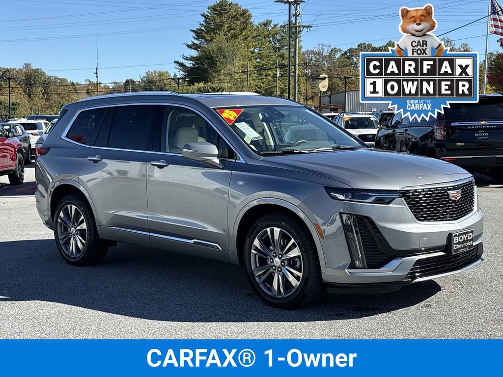 2025 Cadillac XT6 Premium Luxury photo 2