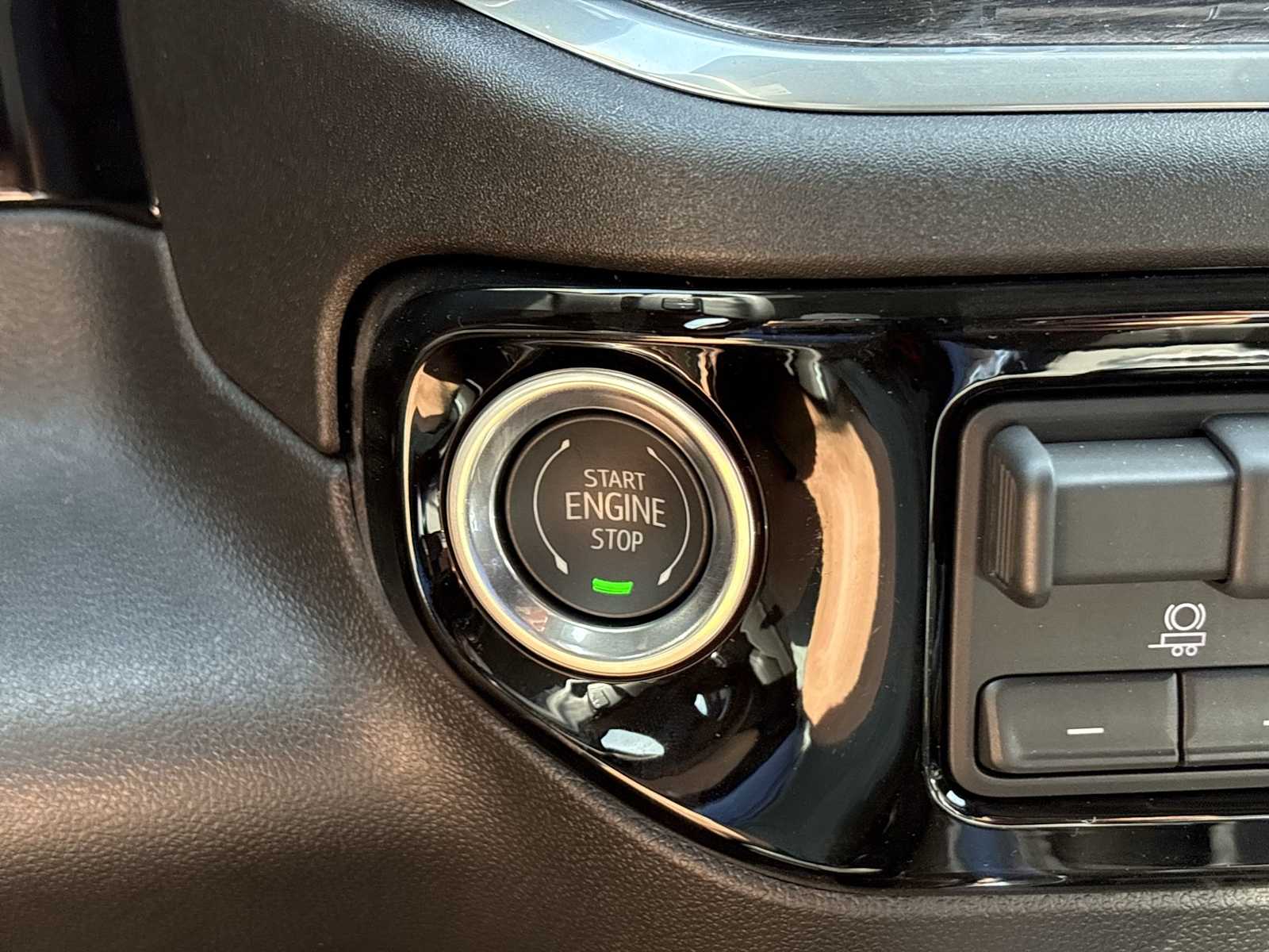 2026 Chevrolet Silverado 1500 LTZ - Photo 17
