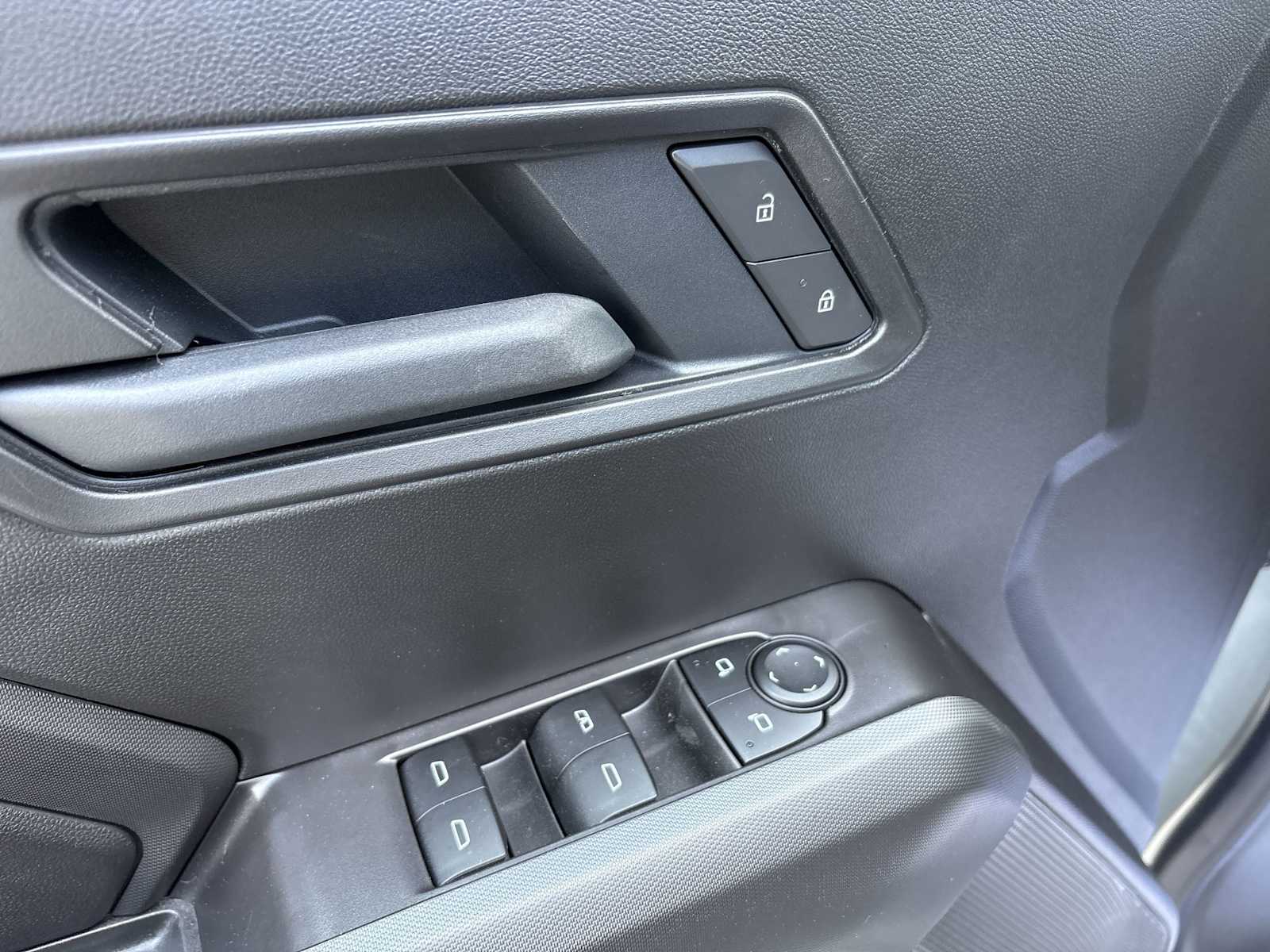 2026 Chevrolet Colorado Trail Boss - Photo 23