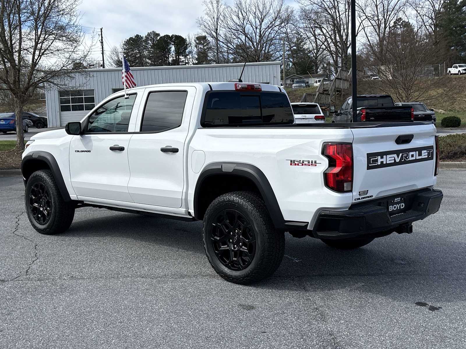 2026 Chevrolet Colorado Trail Boss - Photo 6