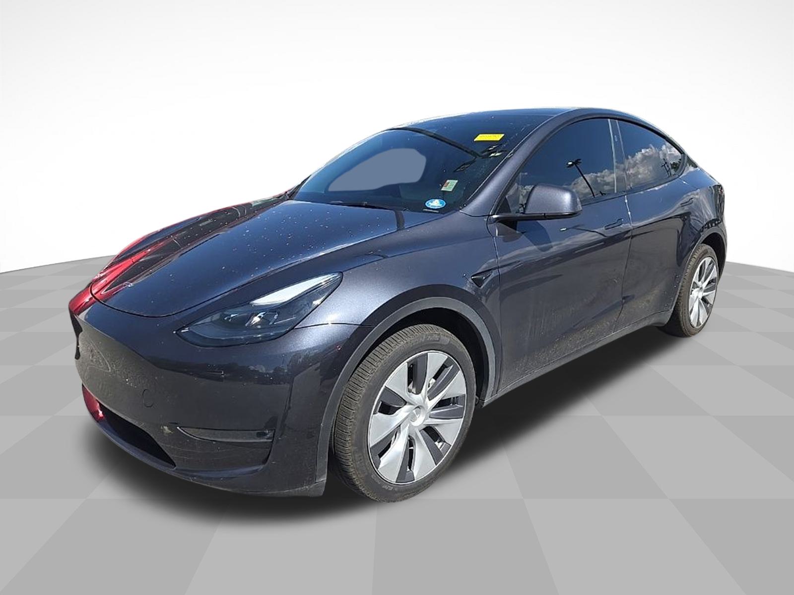 2024 Tesla Model Y Long Range photo 2