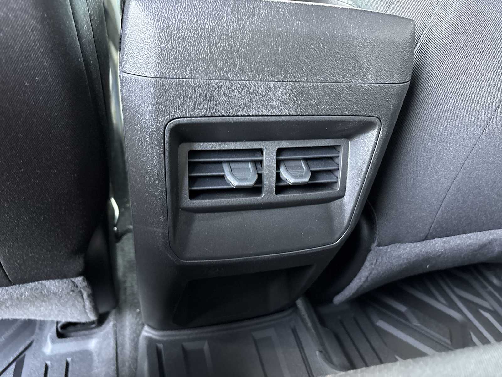 2026 Chevrolet Colorado Trail Boss - Photo 21